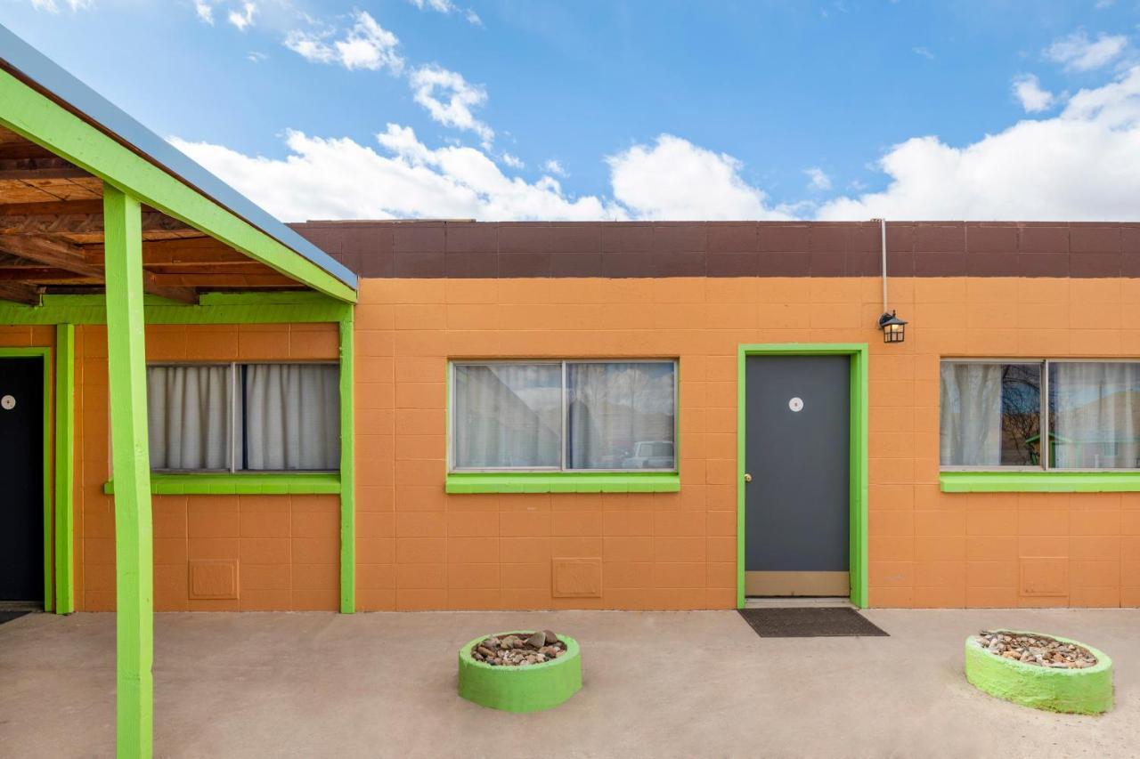 Oyo Hotel Hanksville, Ut 外观 照片
