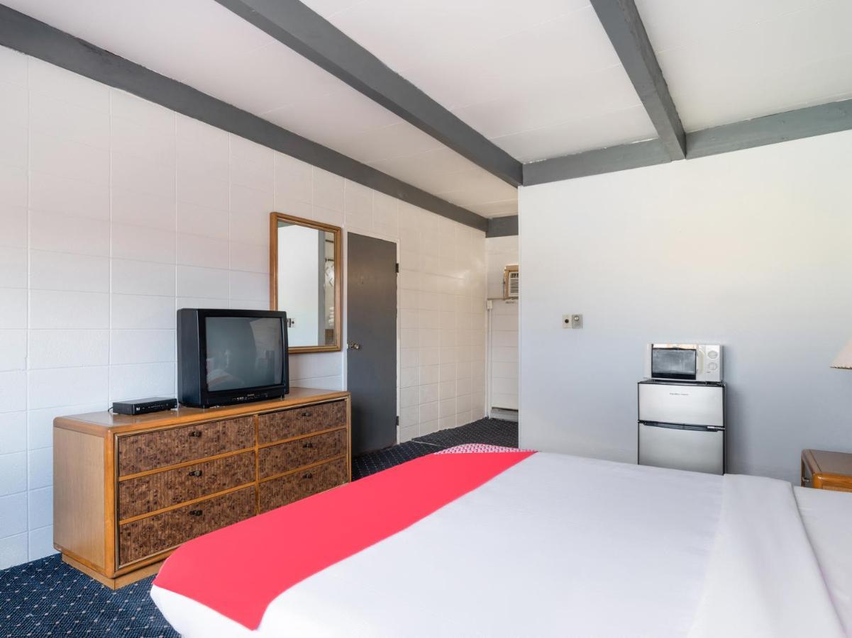Oyo Hotel Hanksville, Ut 外观 照片